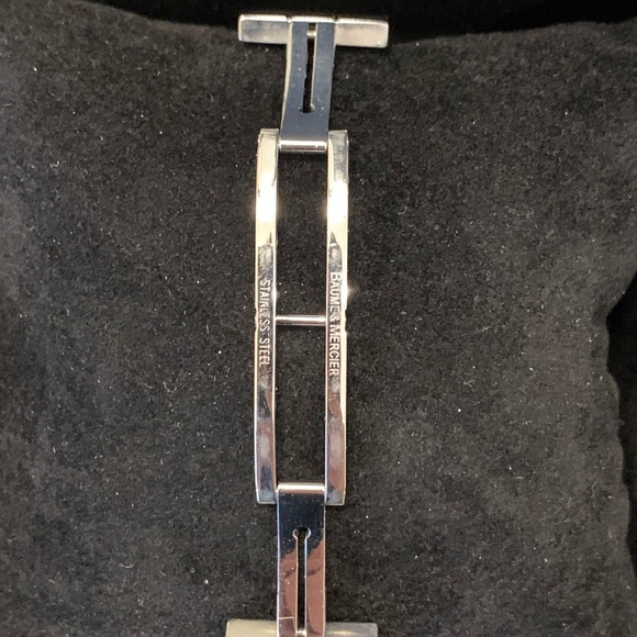 Ladies Baume & Mercier Hamptons Classic PM Quartz Watch Model 8563 - Picture 7 of 10